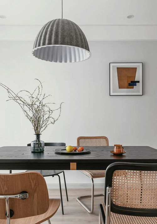 126㎡現代都市風格新房裝修 玄關與沙發背景墻的轉角之愛